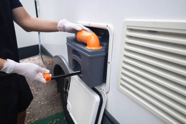 Best Porta potty rental near me  in West Dundee, IL